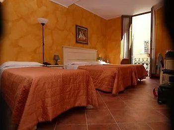 Hotel Astoria Cremona 3*,