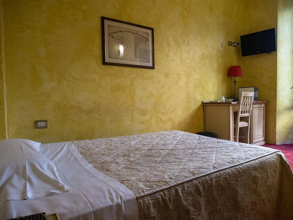 Hotel Astoria